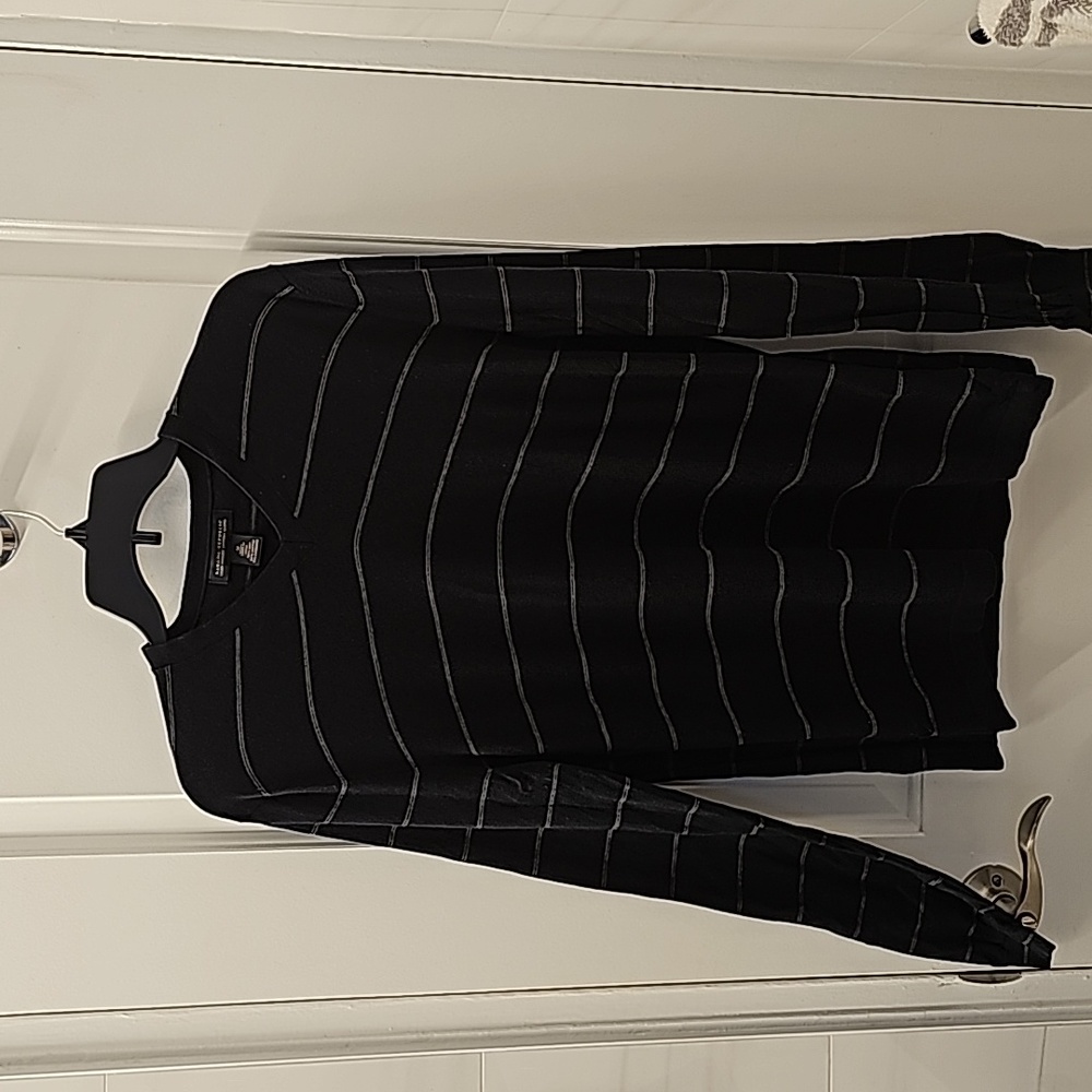 Banana Republic Silk Cashmere Blend Vneck Light Weight Sweater